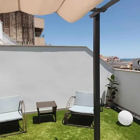Atico Duplex Con Vistas Al Mar, Puerto Y Castillo. Apartment